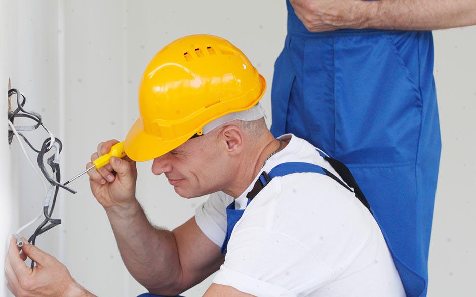 cherche électricien Osny